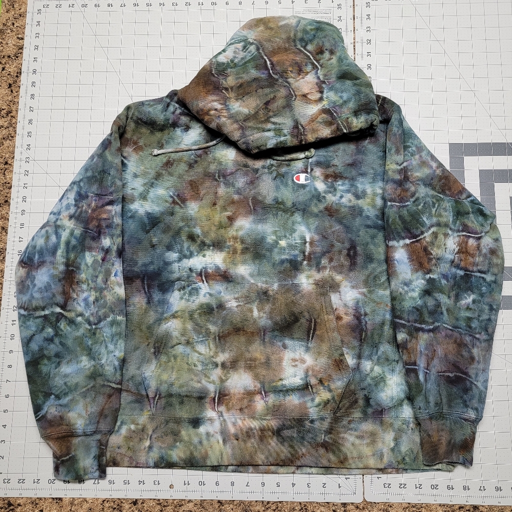 Champion Tie Dye hoodie pullover XL